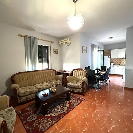 Bujtina Shqiptare فندق تيرانا