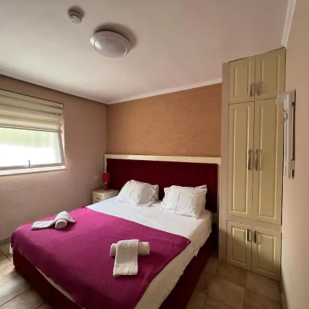 Bujtina Shqiptare Tirana