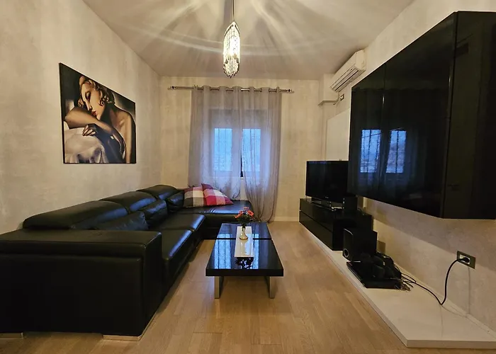 Bujtina Shqiptare Hotel